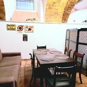 https://trastevere-in-music.it-romehotels.com